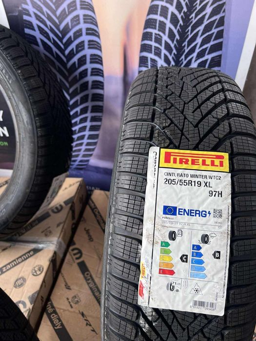 Зимни гуми 205/55/19 Pirelli!