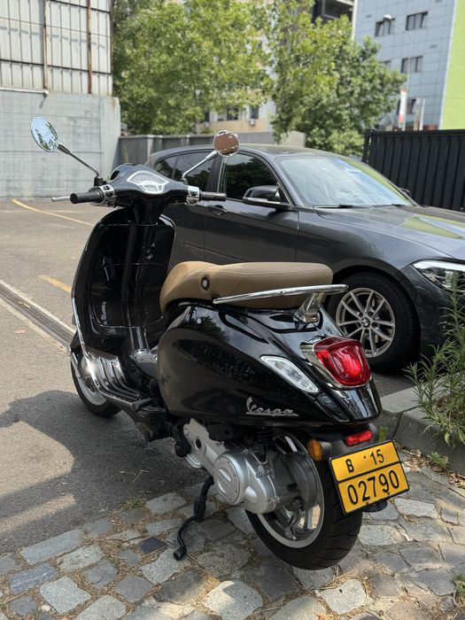 Piaggio Vespa Primavera 50 – 2021, doar 1271 km!
