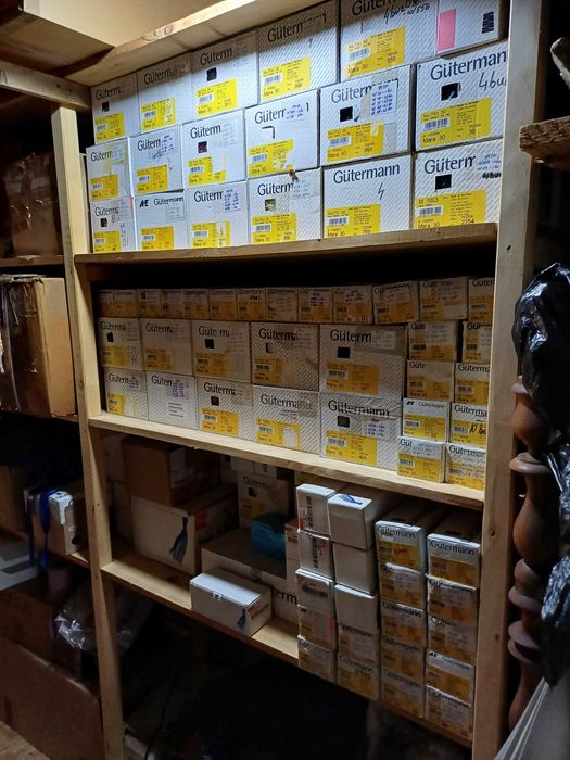 Ata  croitorie/ marochinarie-    GUTERMANN {STOC}