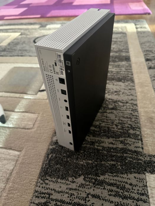 Xbox one s 1 tb in stare perfecta