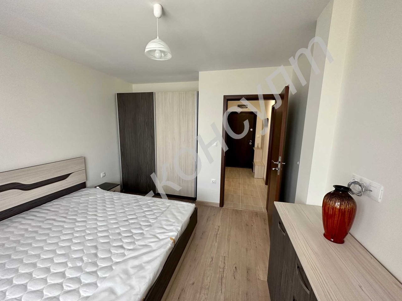 Продава се Двустаен апартамент в Велико Търново, Бузлуджа - 70 кв.м за 1572 €/кв.м - Снимка #3