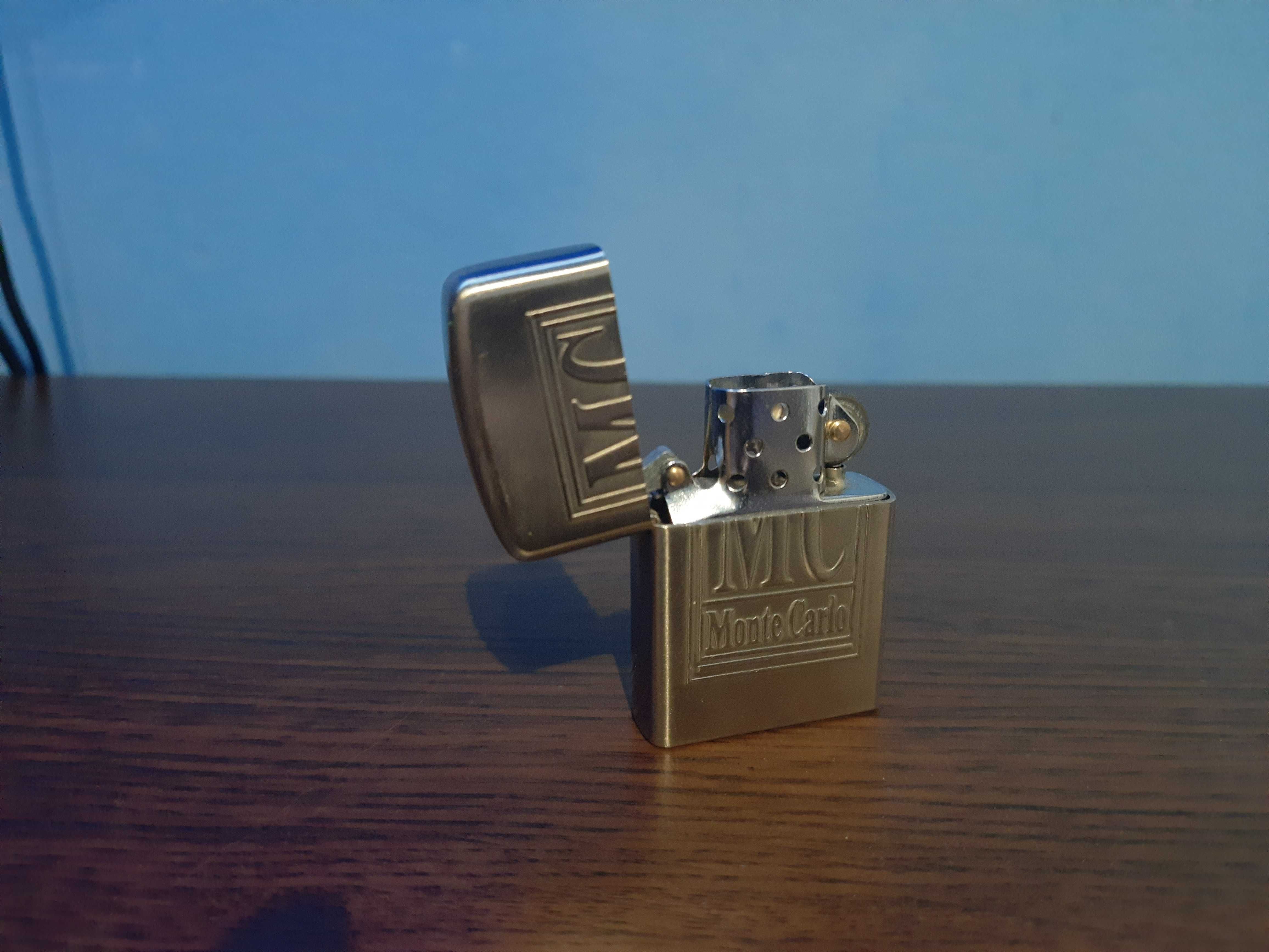 Bricheta pe combustibil Monte Carlo tip Zippo