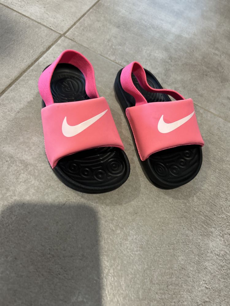 Sandale fetițe Nike