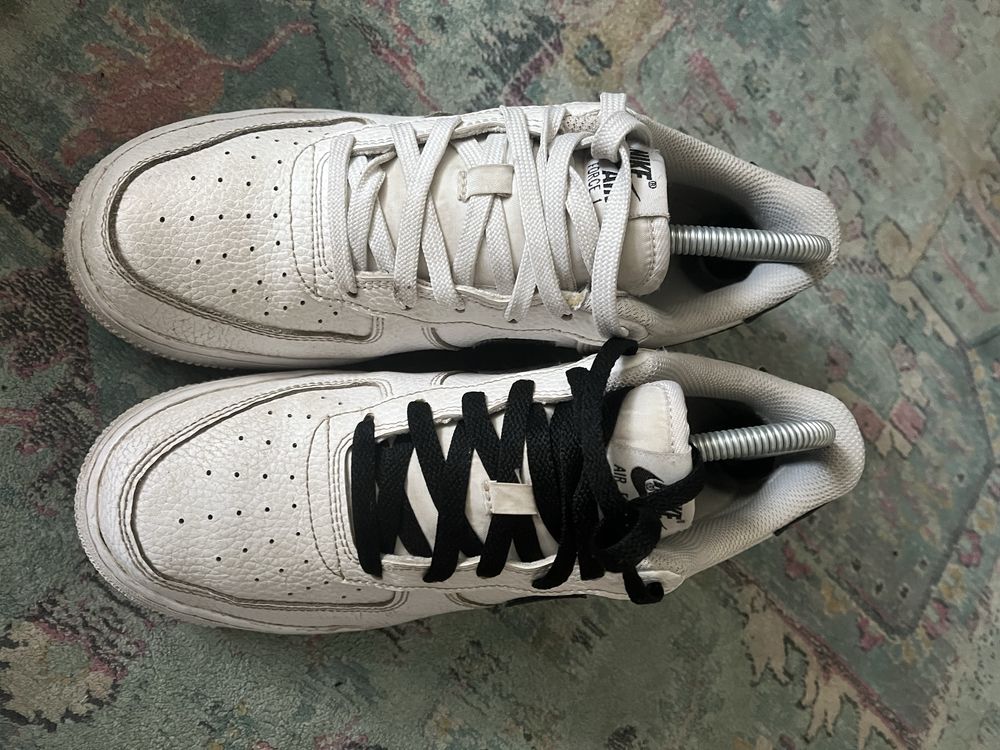 Air force 1 low black and white