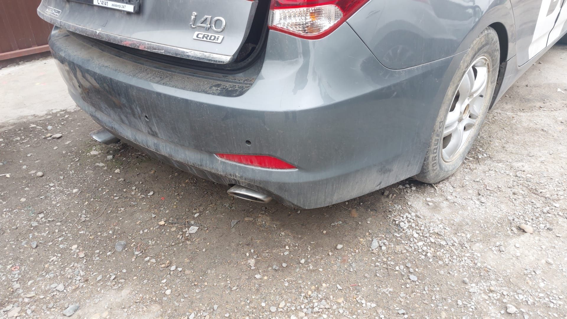 Bara spate hyundai i40