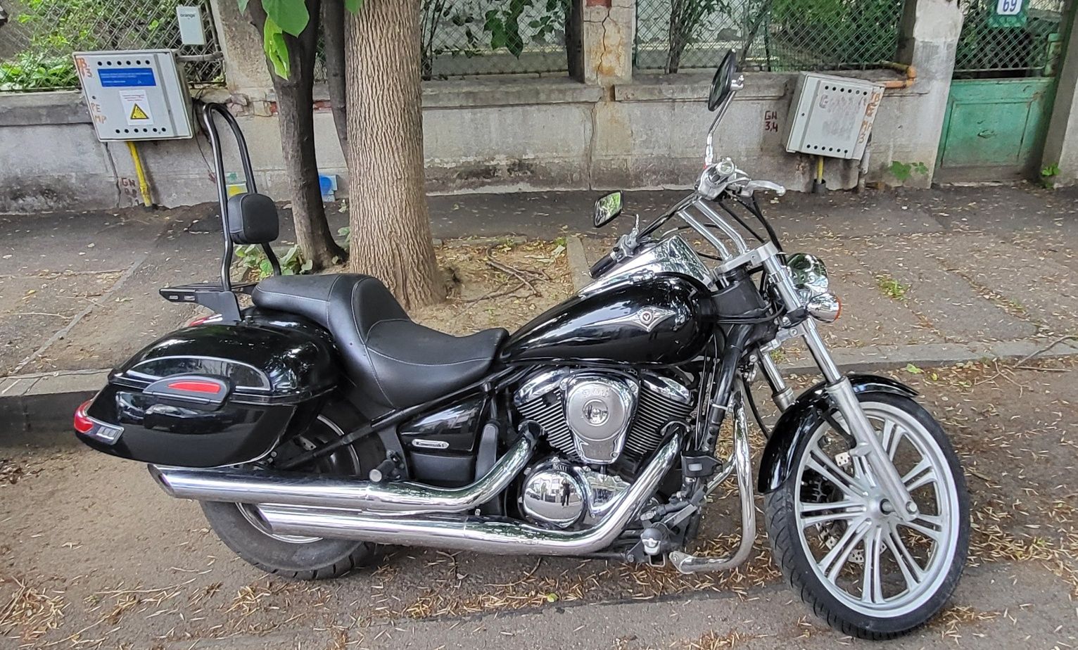 Kawasaki VN 900 Custom
