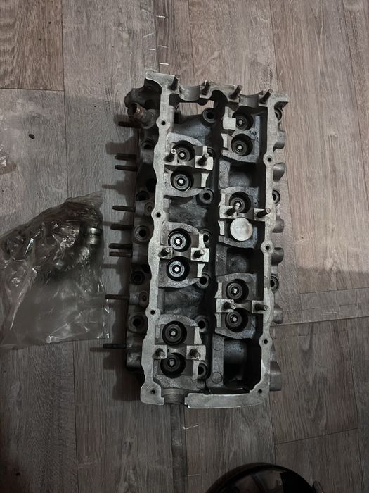 Продам ГБЦ шаран 2.8 VR6