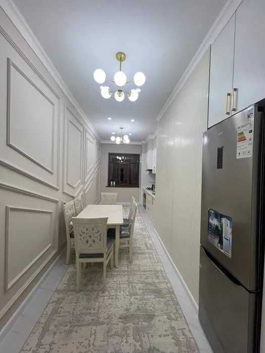 двухкомнатная квартира в ЖК Happy Family площадь — 88,8 м²;