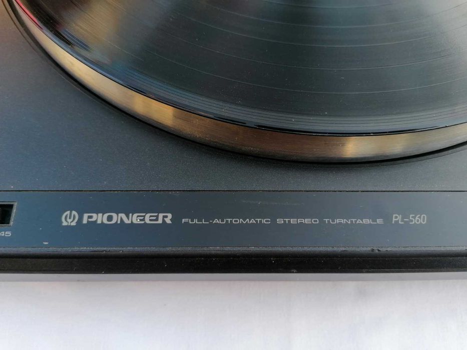 Pick-up Pioneer PL-560 —Full-Automatic