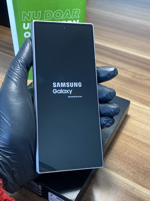 Samsung Galaxy Z Fold 6 Duos / Garanție 12 luni / 256 Gb / Foarte bun
