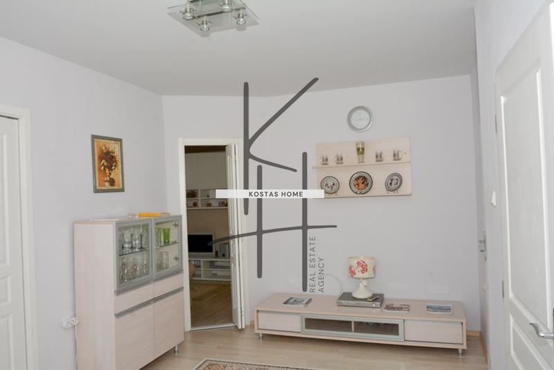 Продава се Четиристаен апартамент в Варна, ВИНС - 147 кв.м за 1939 €/кв.м - Снимка #9