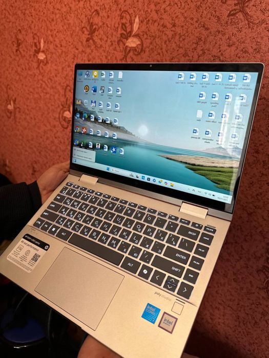HP envy x360 core7