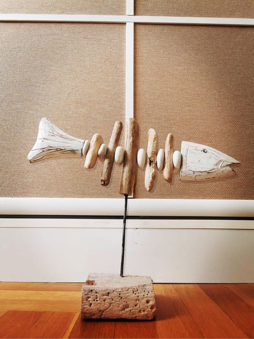 Антикварна декоративна рибка фигура на стойка рециклирани материали