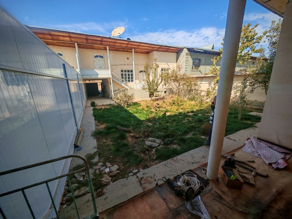 Remont talab mustahkam hovli sotiladi — Nazarbek, Xarakat