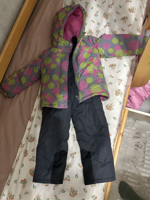 Продам куртку комбинезон