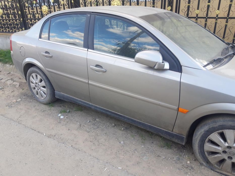 Vând mașină opel