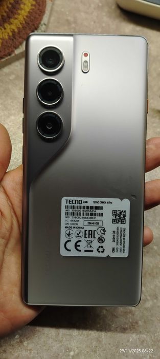Смартфон Tehno Camon 40 pro