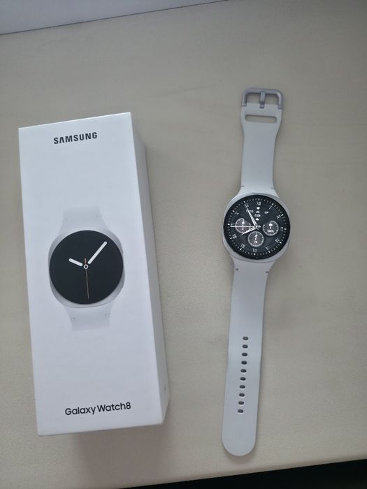 Продам Samsung galaxy watch 8 45mm!