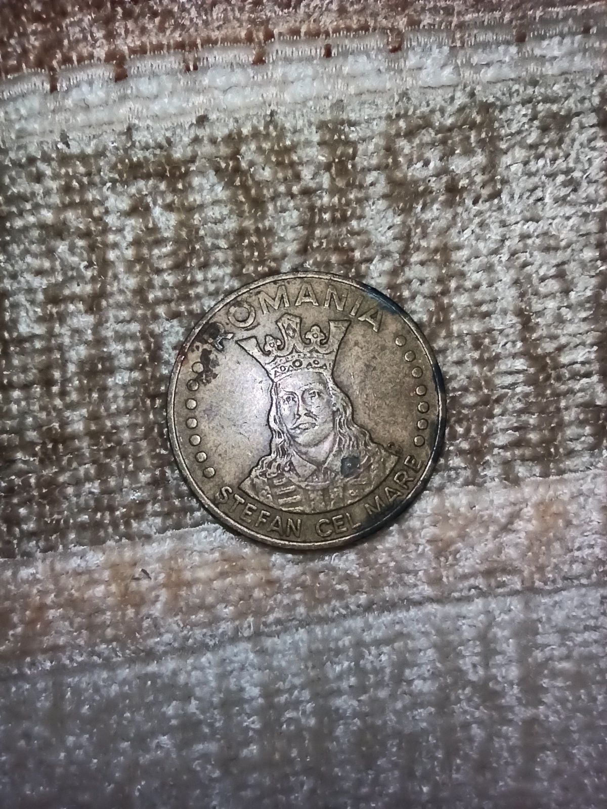vând monede vechi pentru colecționari