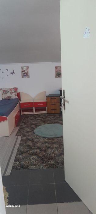 Camera de închiriat vila colentina