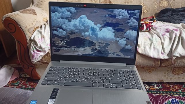 Acer notebook sotiladi stochna holati yengi pachti ishlatilmadi