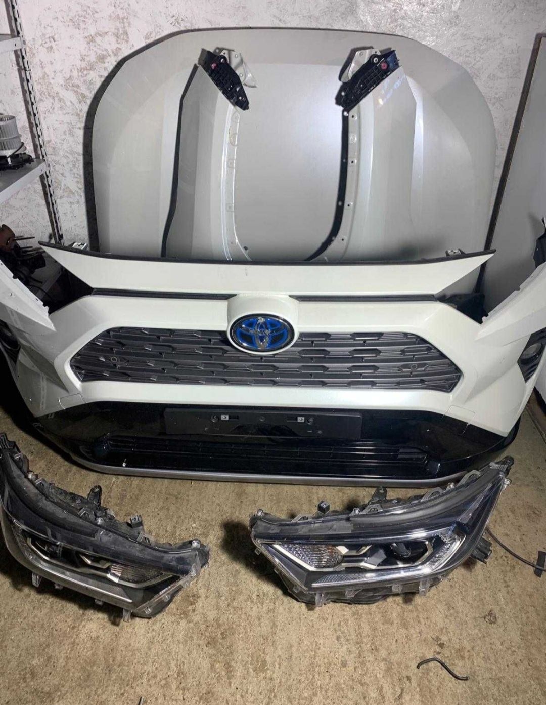 Fata completa / Bot complet Toyota Rav 4
Hybrid 2019-2022