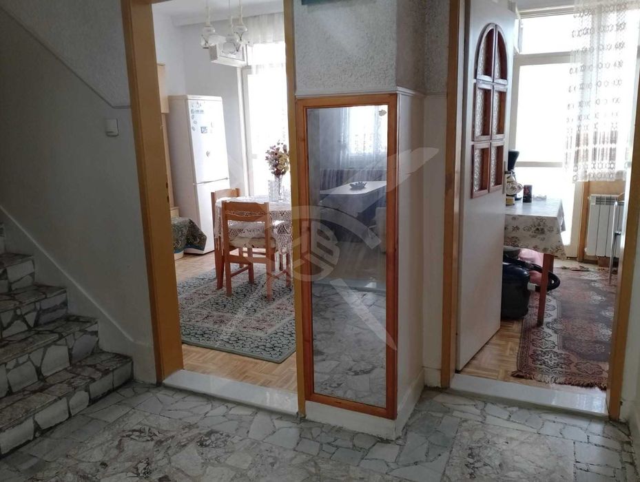 Къща под наем в Прослав 179586