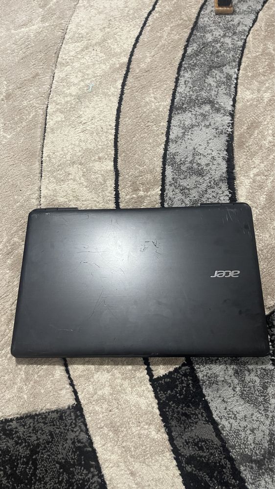 Dezmembrez Laptop Acer Aspire E5-571
