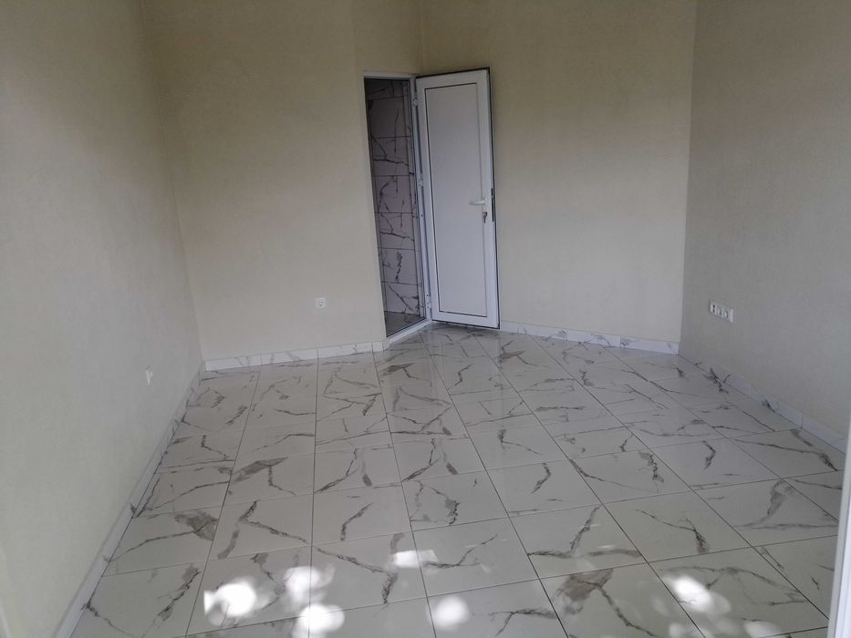 Дава се под наем Магазин в Бургас, Братя Миладинови - 18 кв.м за 183.6 € - Снимка #2