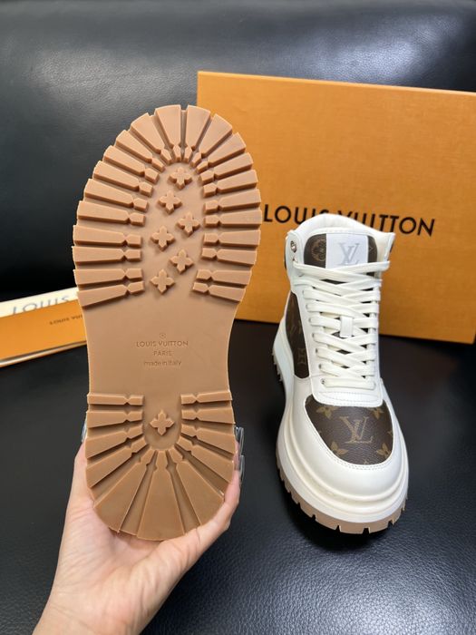 Ghete Louis Vuitton , pe comanda , calitate premium , noi , 43