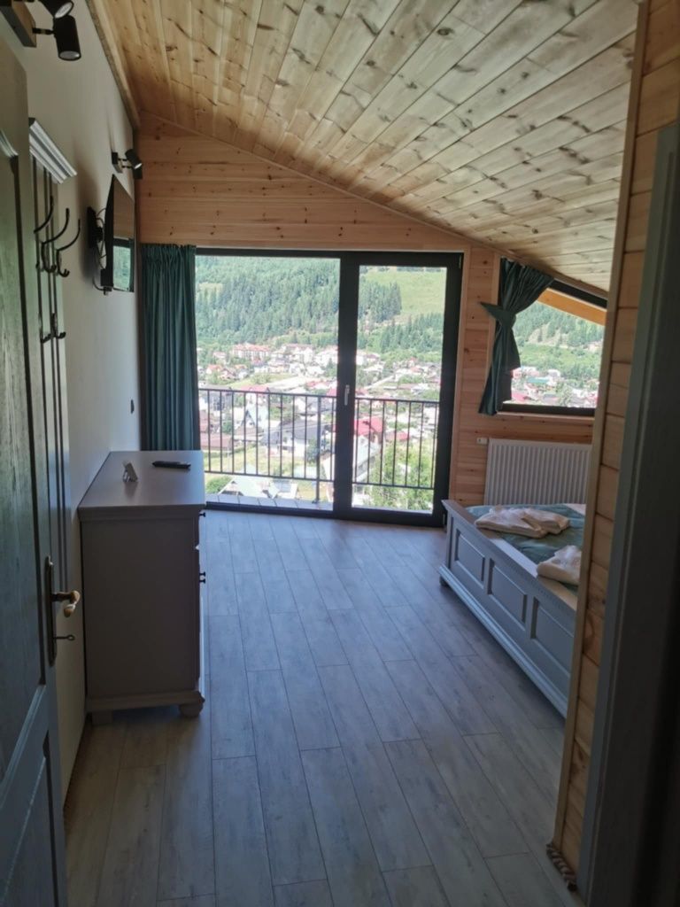 Închiriez cabana in Vatra-Dornei,3 camere,vedere superba si barbeque