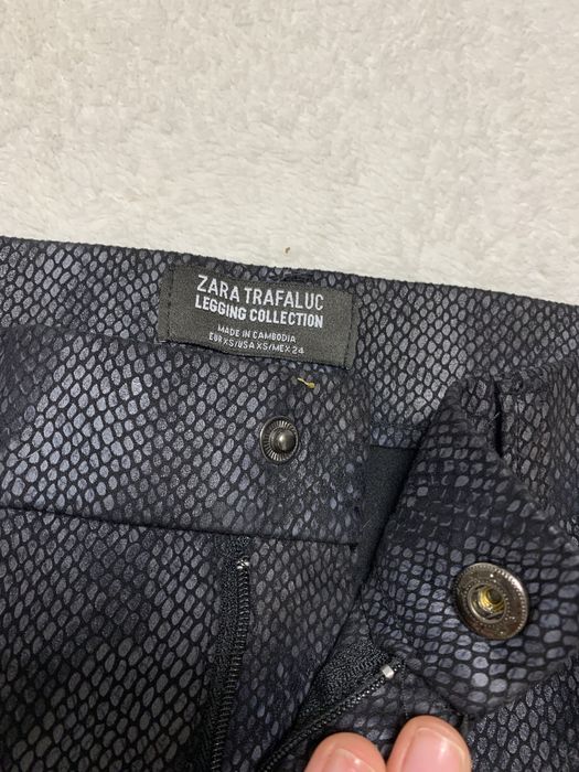 Pantaloni Zara imitatie piele sarpe