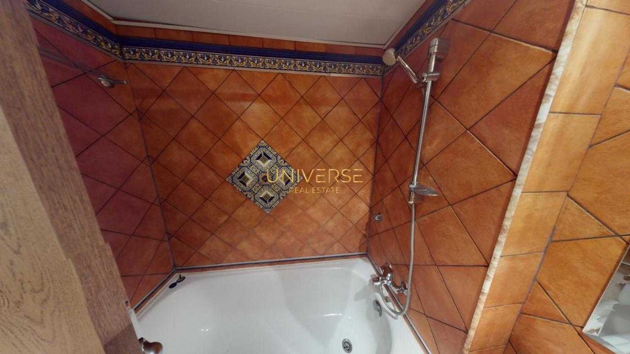 Продава се Двустаен апартамент в к.к. Елените - 71 кв.м за 1536 €/кв.м - Снимка #12