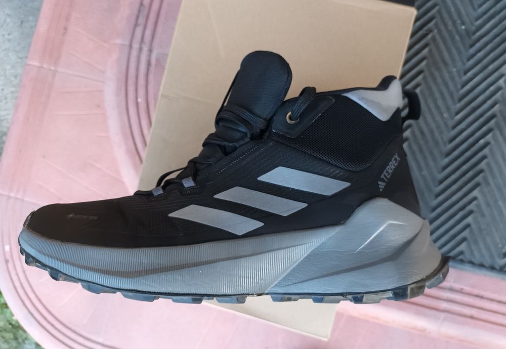 Оригинални Маратонки ADIDAS-R