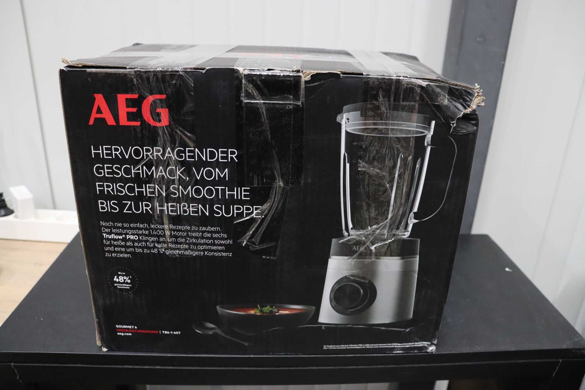 Блендер AEG TB6-1-6ST 3 програми,6 остриета 1400W 1,75L Стъклена кана