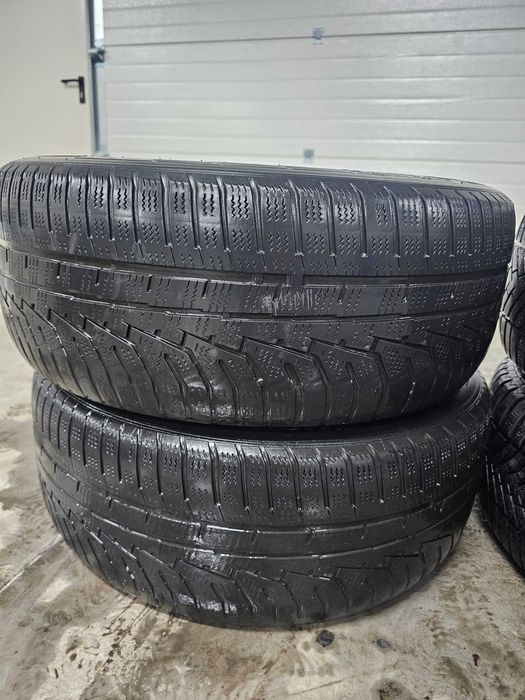 Set roti iarna 225 55 R16 hankook cept evo2