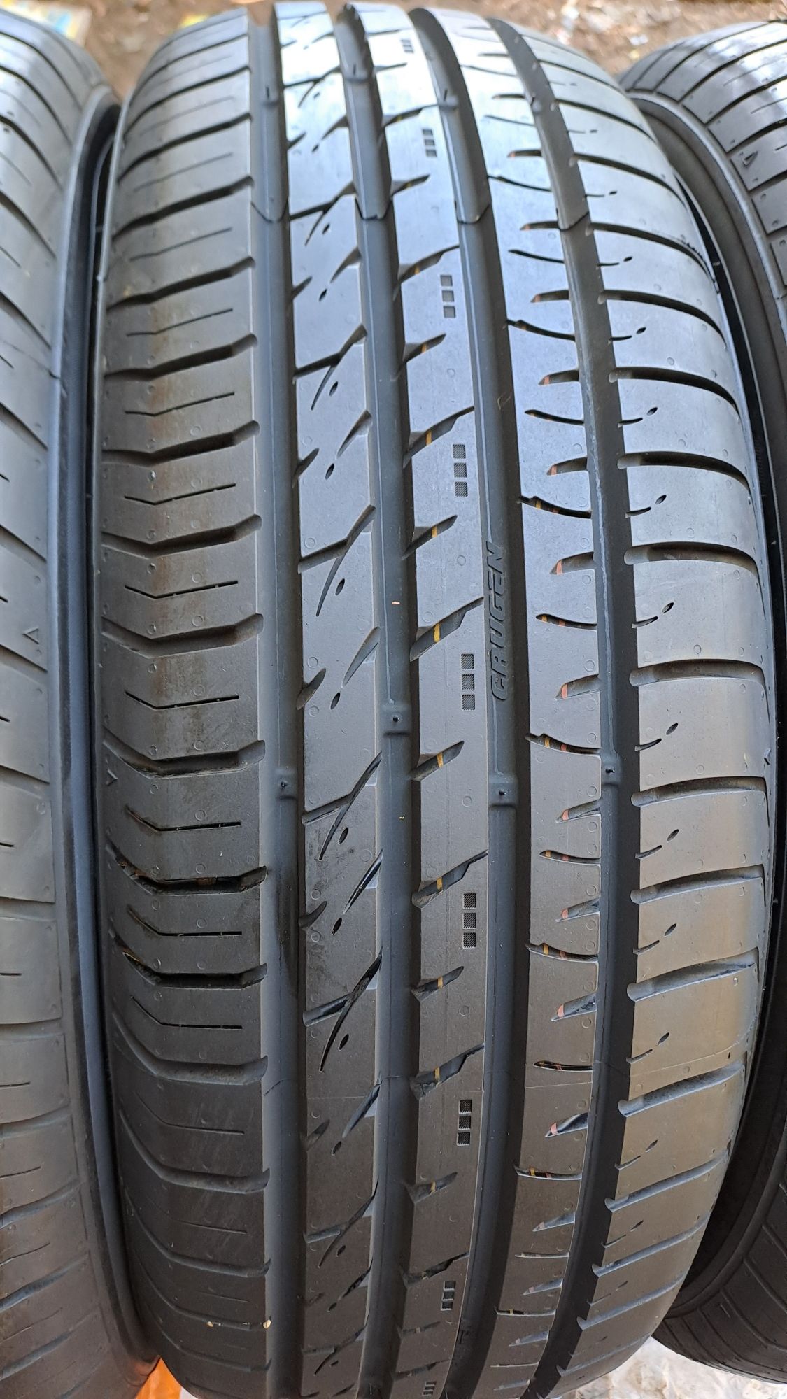 4бр. DOT 2024 Нови 215/65/16 Kumho Crugen HP91