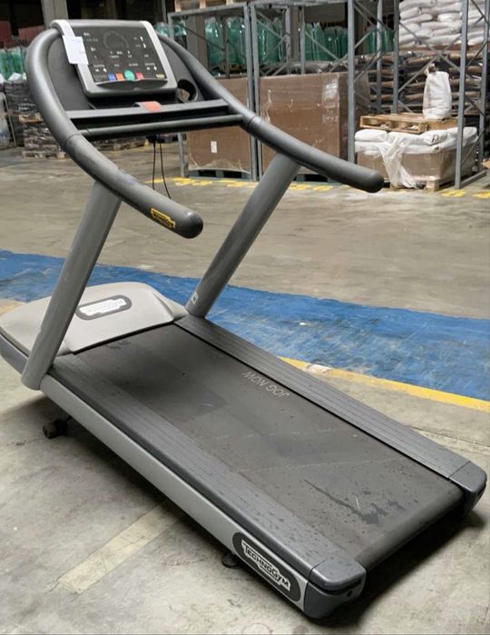 Technogym excite run now 700, jog 500, banda de alergat