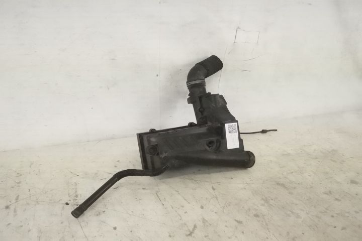 Оригинален Въздушен Филтър Корпус В Добро Състояние Фолксваген ВВ Паса