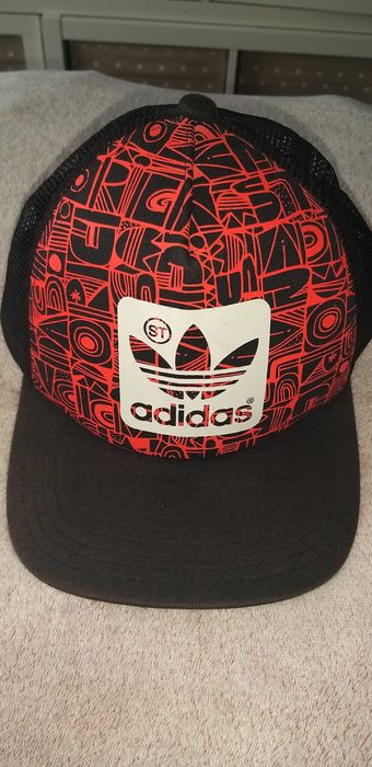 Шапки с права козирка nike,Jordan,quicksilver,Adidas,Chicago Bulls,