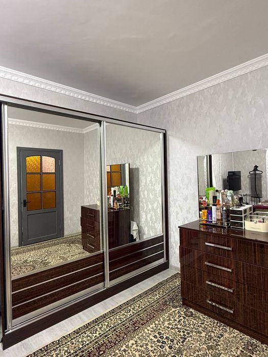 Срочно продается своя 2-х комнатная квартира.