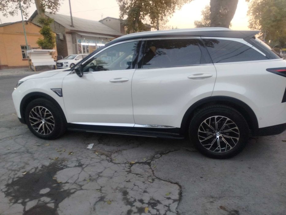 Муминов акбаржон