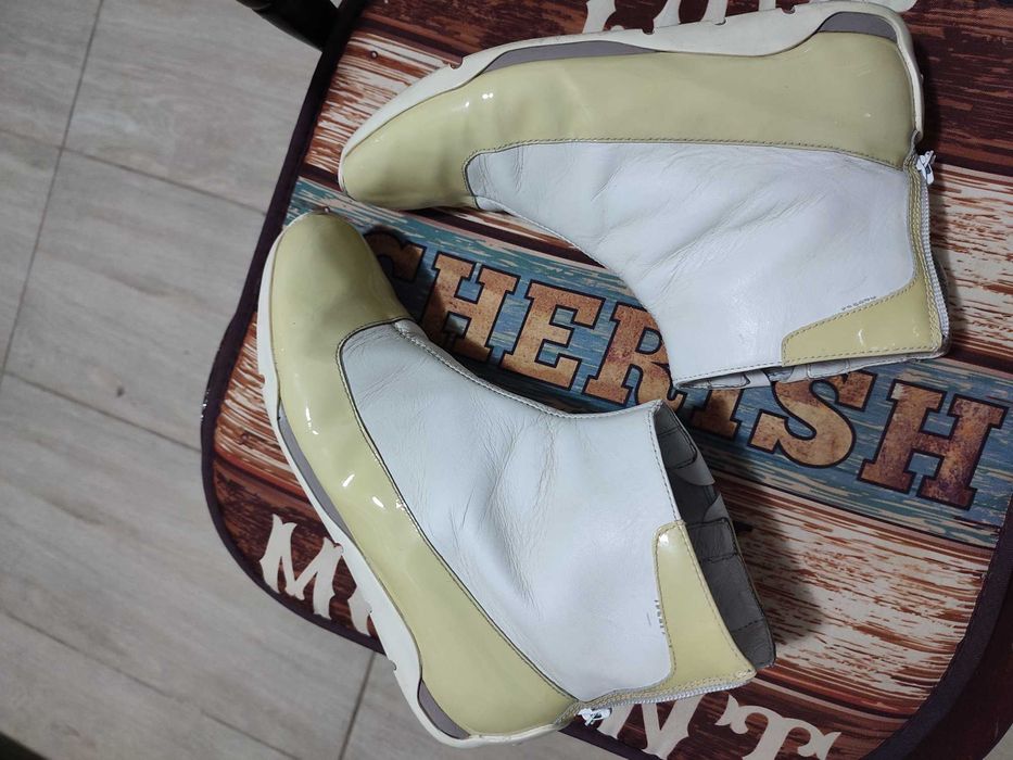 Ghetuțe Camper din piele naturală mărimea 36