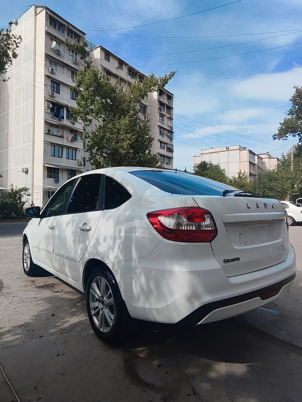 Продам Lada Granta fl