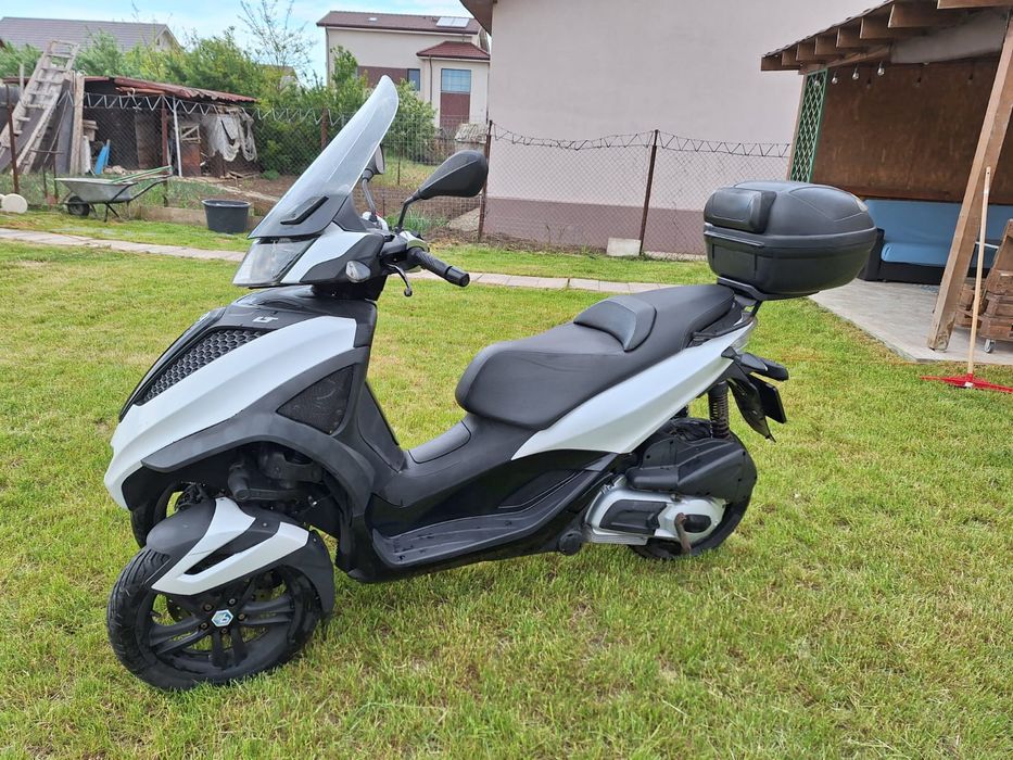 Piaggio MP3 LT Cat B