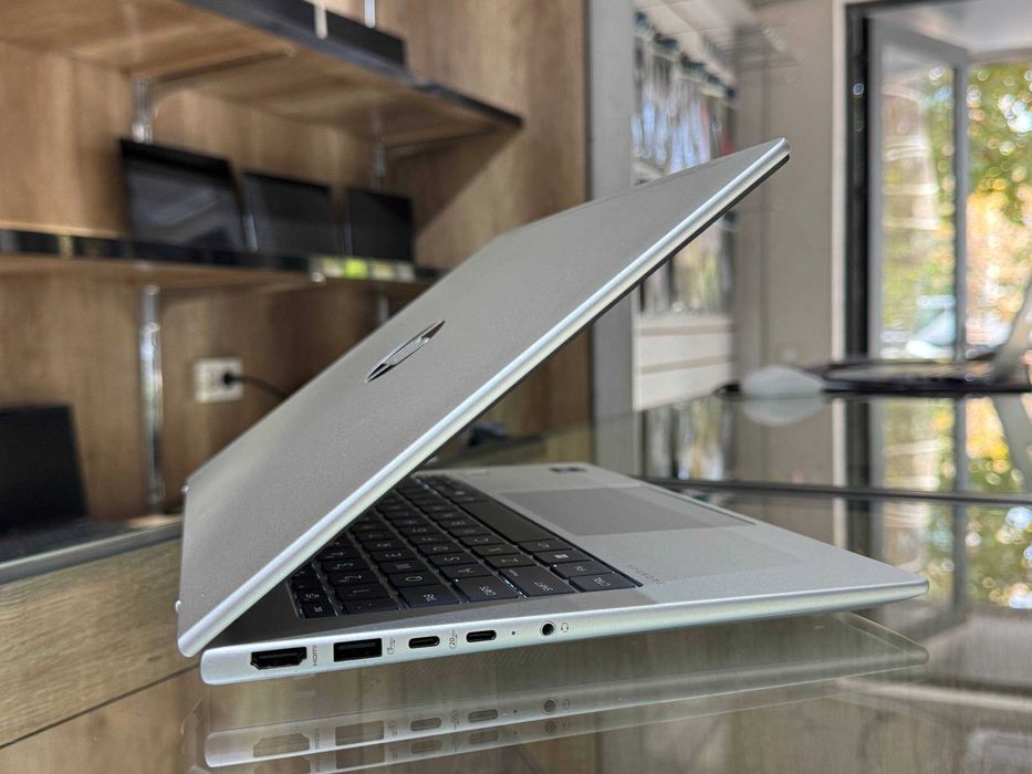 HP ProBook 440 G11 Core Ultra 5-125U vPRO озу16гб 256ssd