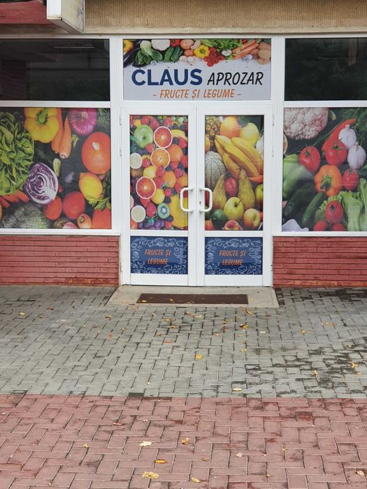 Personalizari si colantari vitrine MAGAZINE-realizam grafica necesara