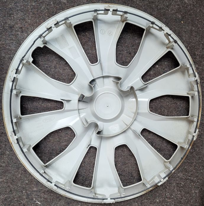 Capac Ford pentru roti pe 15