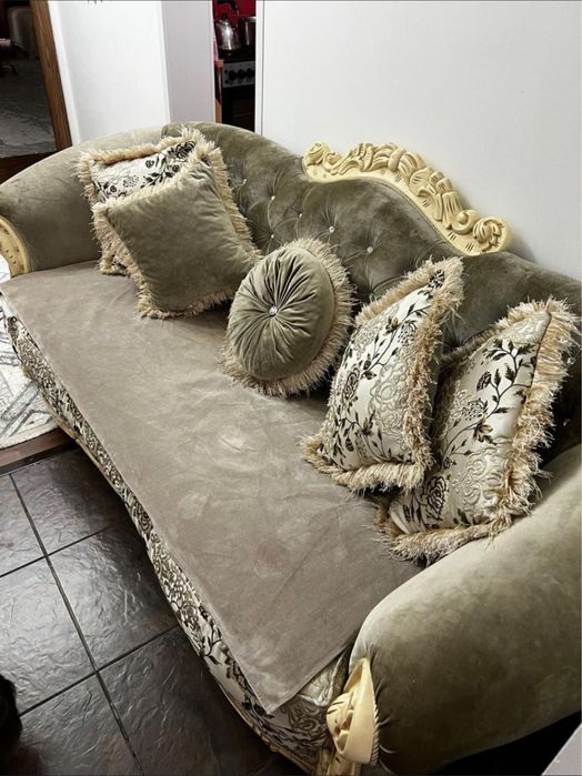 Продам диван итальянский в хорошем состоянии