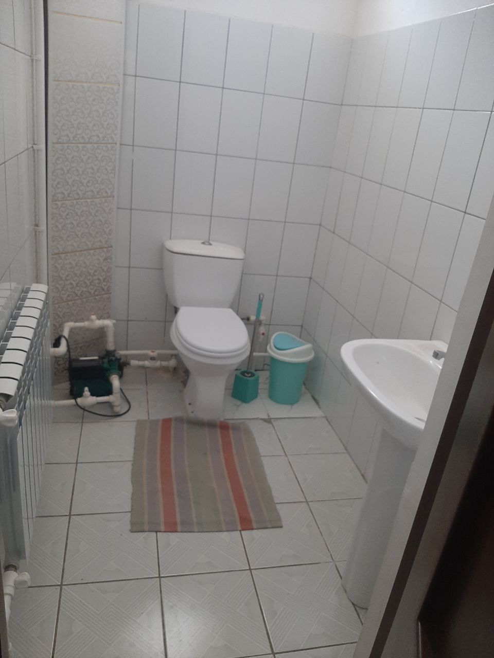 Katej zar-zamin oldida ijaraga beriladi.